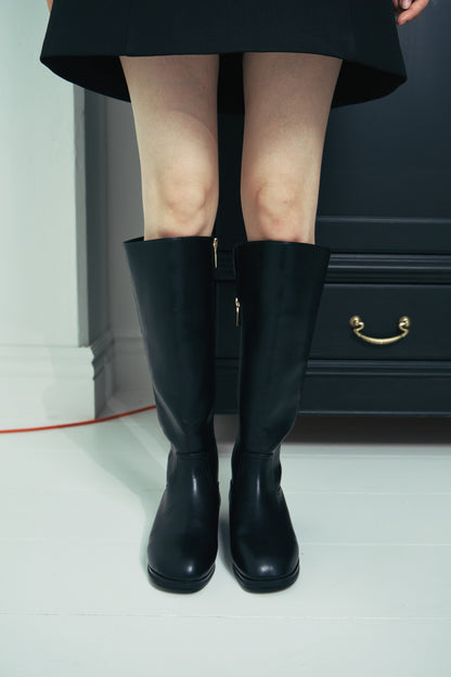 ストレートローヒールロングブーツ