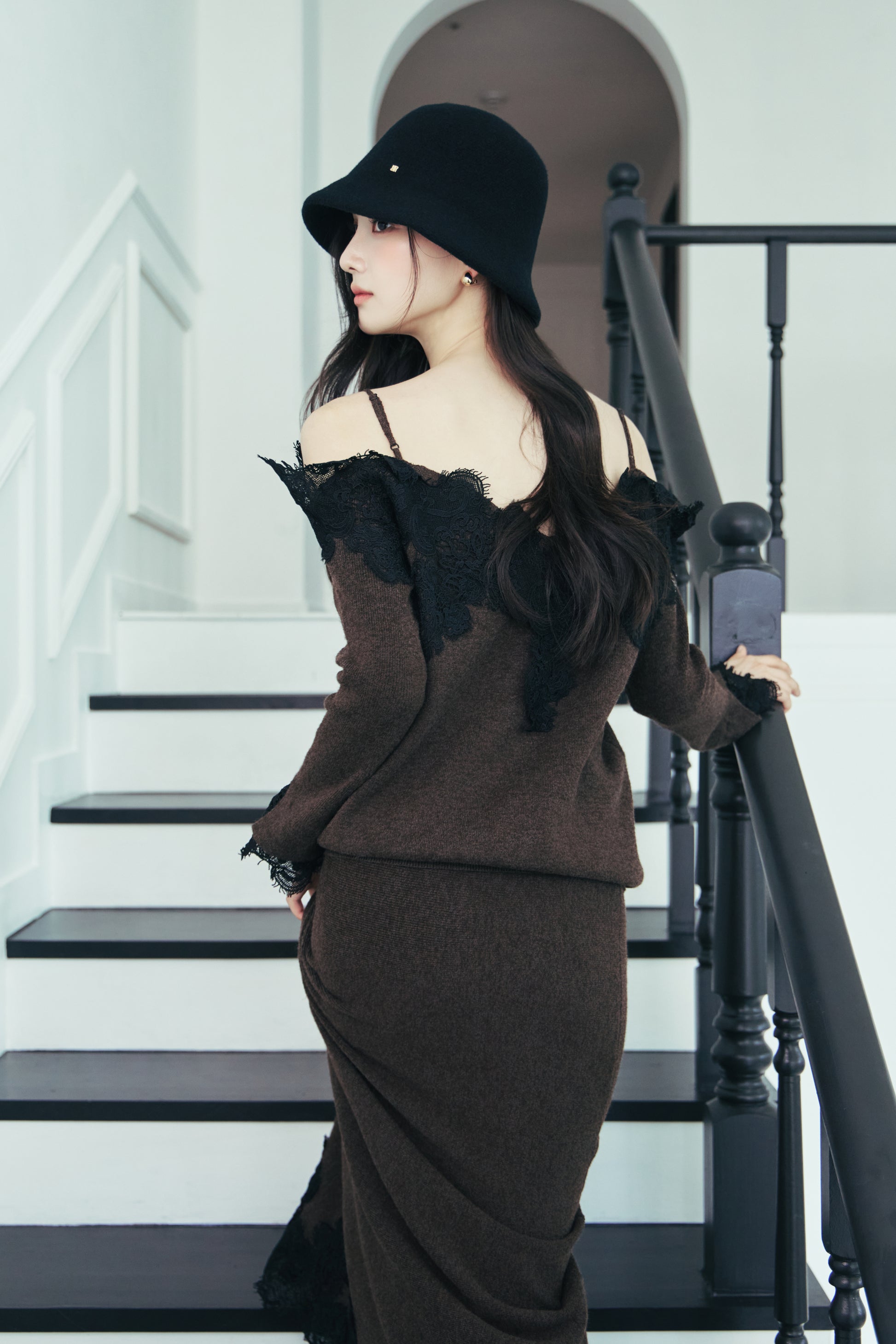 モデル身長：166cm 【トップス】カラー：brown 【ボトムス】カラー：brown サイズ：SM