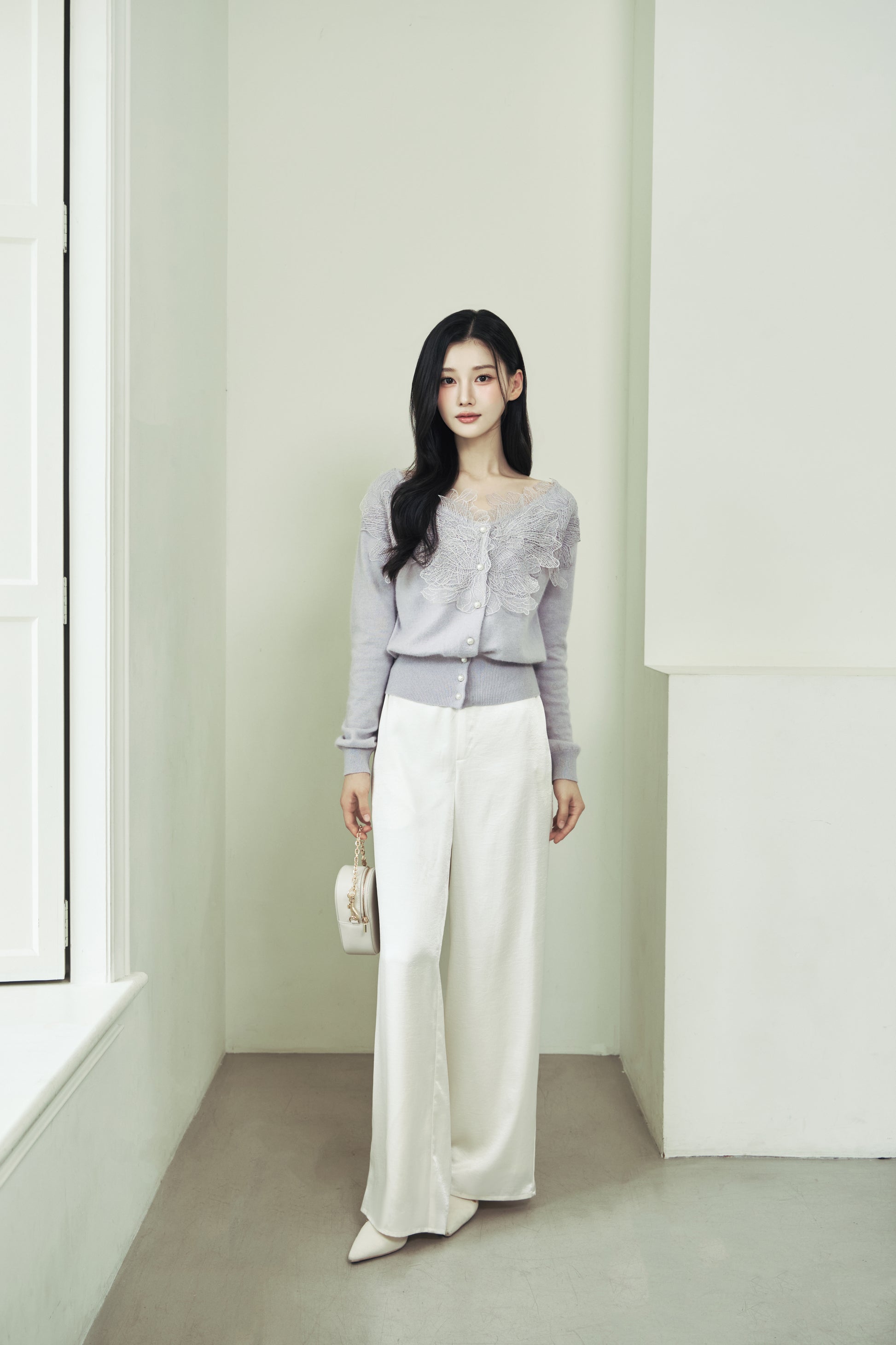 モデル身長：166cm 【トップス】カラー：pale lilac 【ボトムス】カラー：off white サイズ：SM