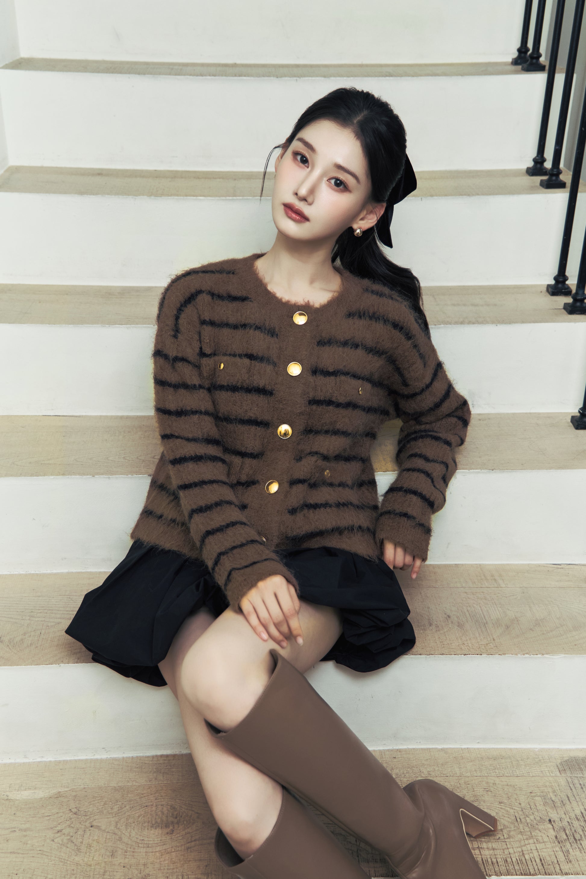 モデル身長：166cm 【トップス】 カラー：brown × black border