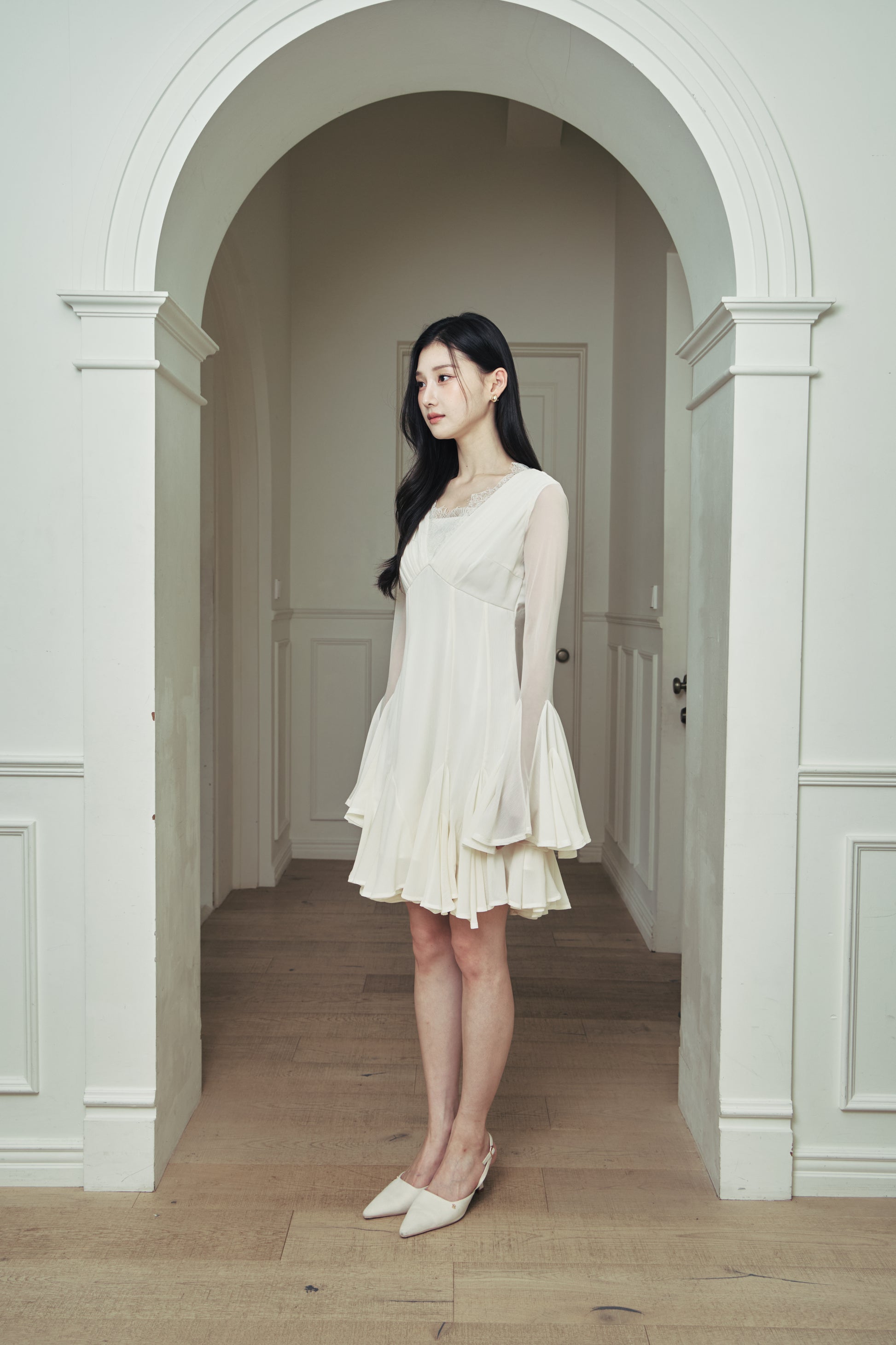 モデル身長：166cm カラー：ivory サイズ：MM