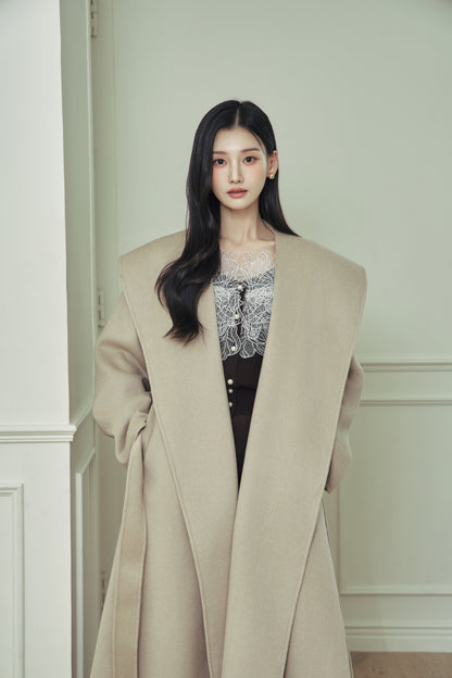 モデル身長：166cm サイズ：MM カラー：beige