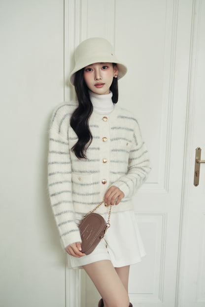 モデル身長：166cm 【トップス】カラー：off white × grey border