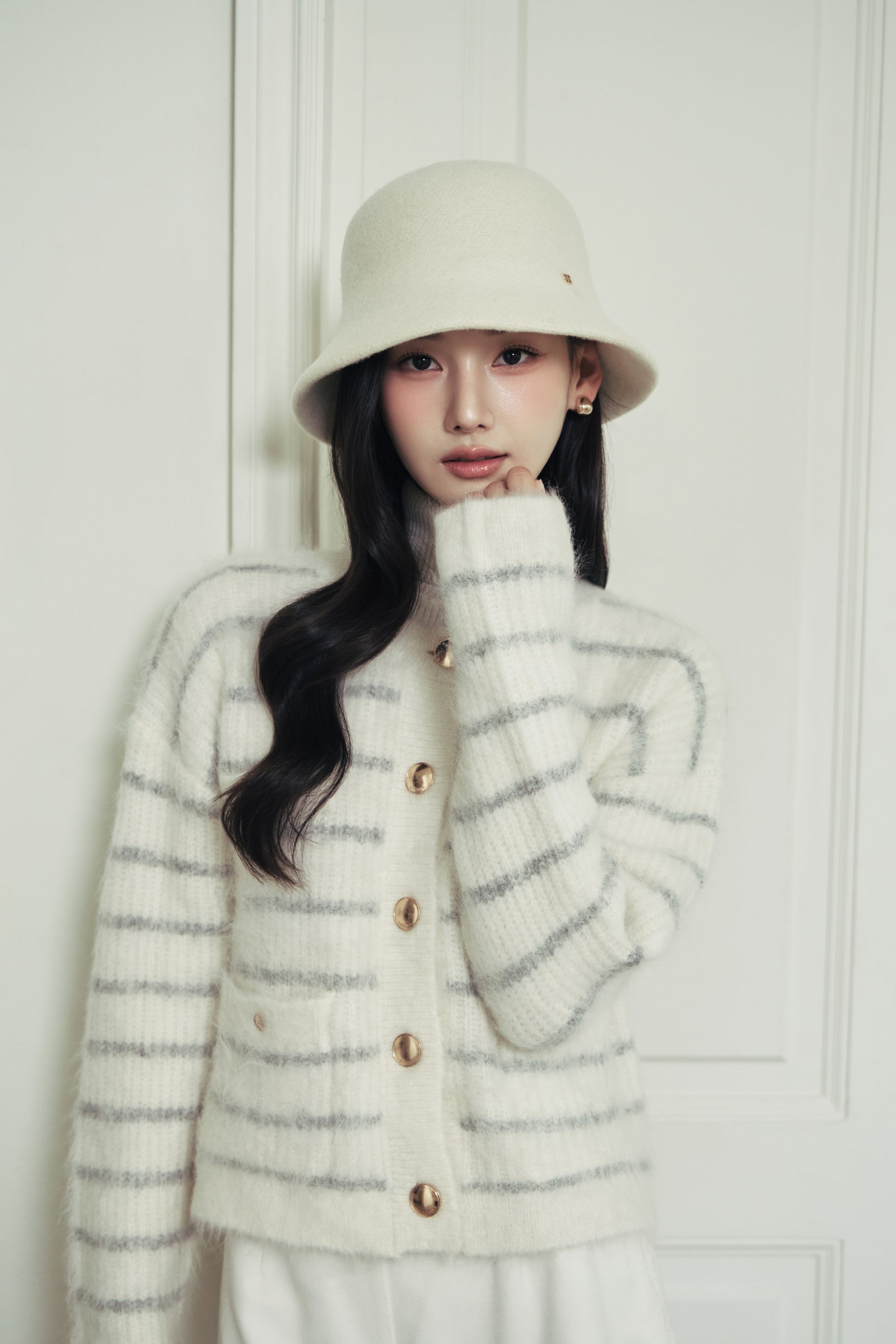 モデル身長：166cm 【トップス】カラー：off white × grey border