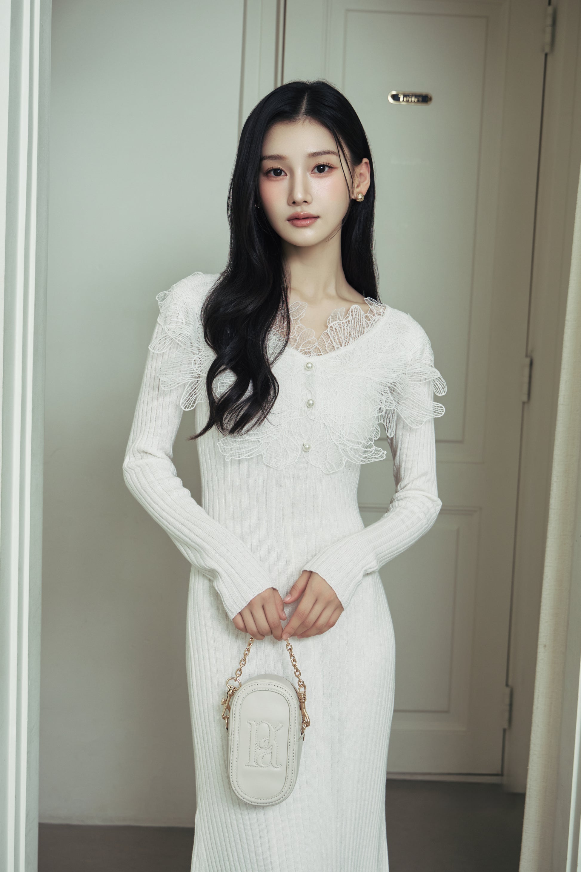 モデル身長：166cm カラー：off white サイズ：SM