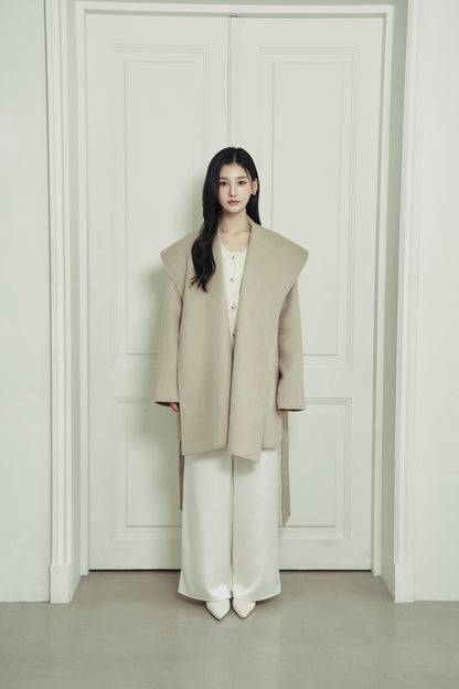 モデル身長：166cm カラー：milk beige