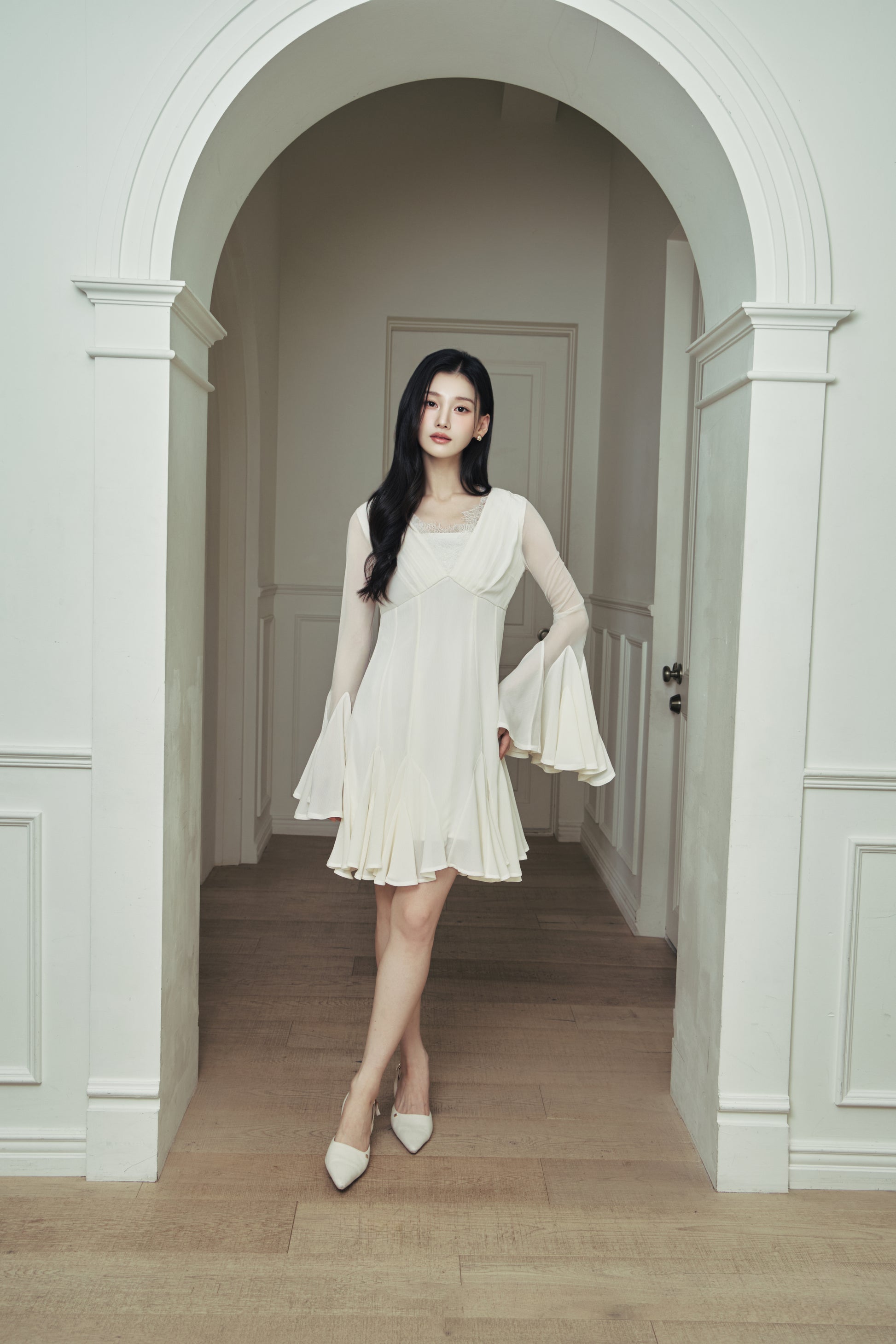 モデル身長：166cm カラー：ivory サイズ：MM
