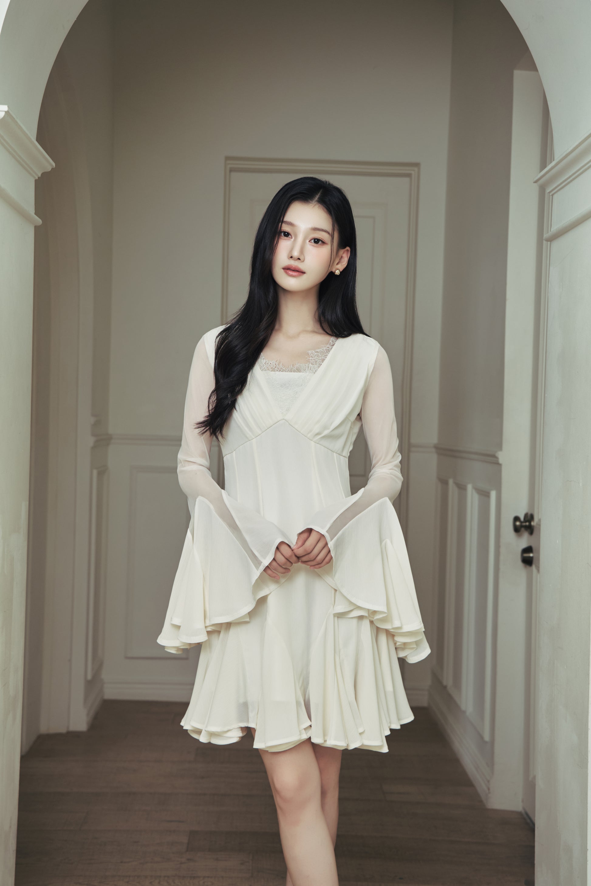 モデル身長：166cm カラー：ivory サイズ：MM