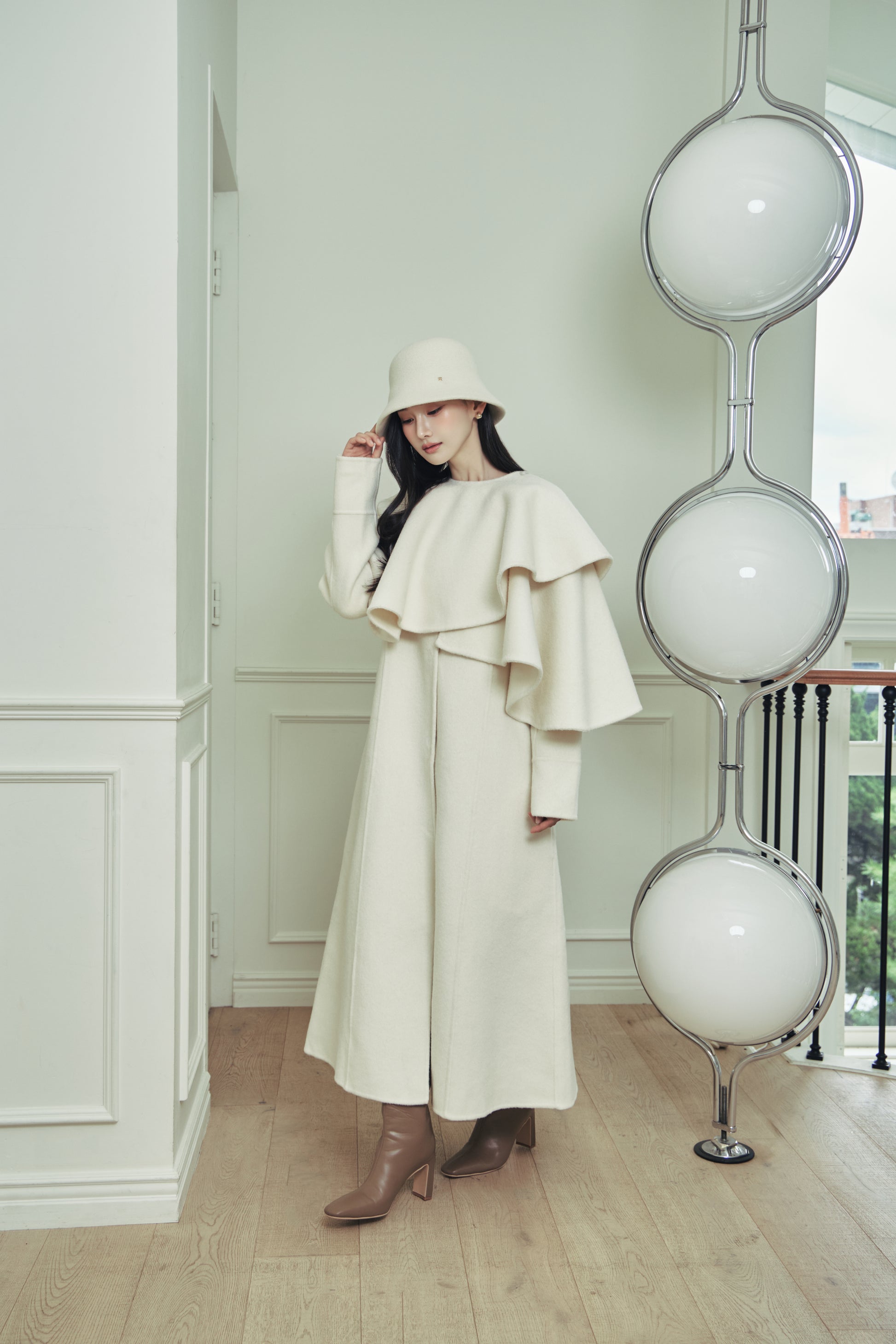 モデル身長：166cm 【アウター】カラー：off white サイズ：MM
