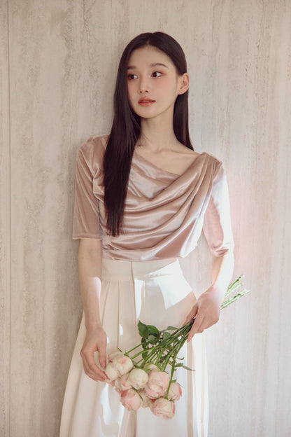 モデル身長：166cm トップスカラー：pink