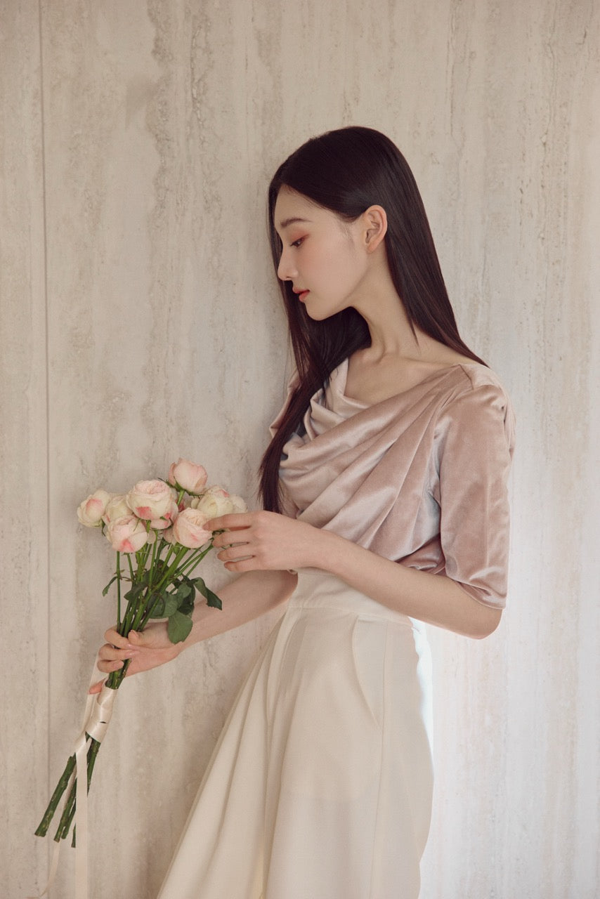 グロッシーベロアハーフスリーブドレープトップ – poláura OFFICIAL