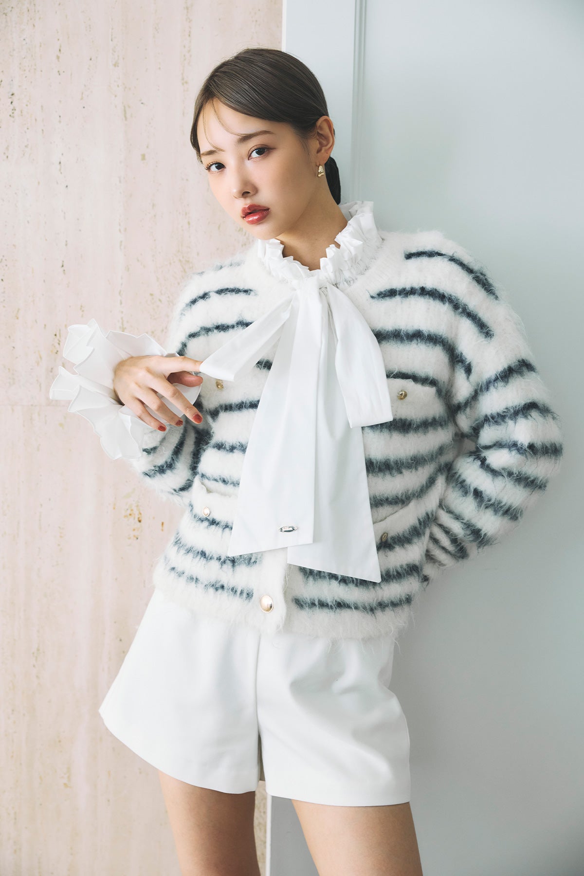 モデル身長：172cm サイズ：FREE カラー：border