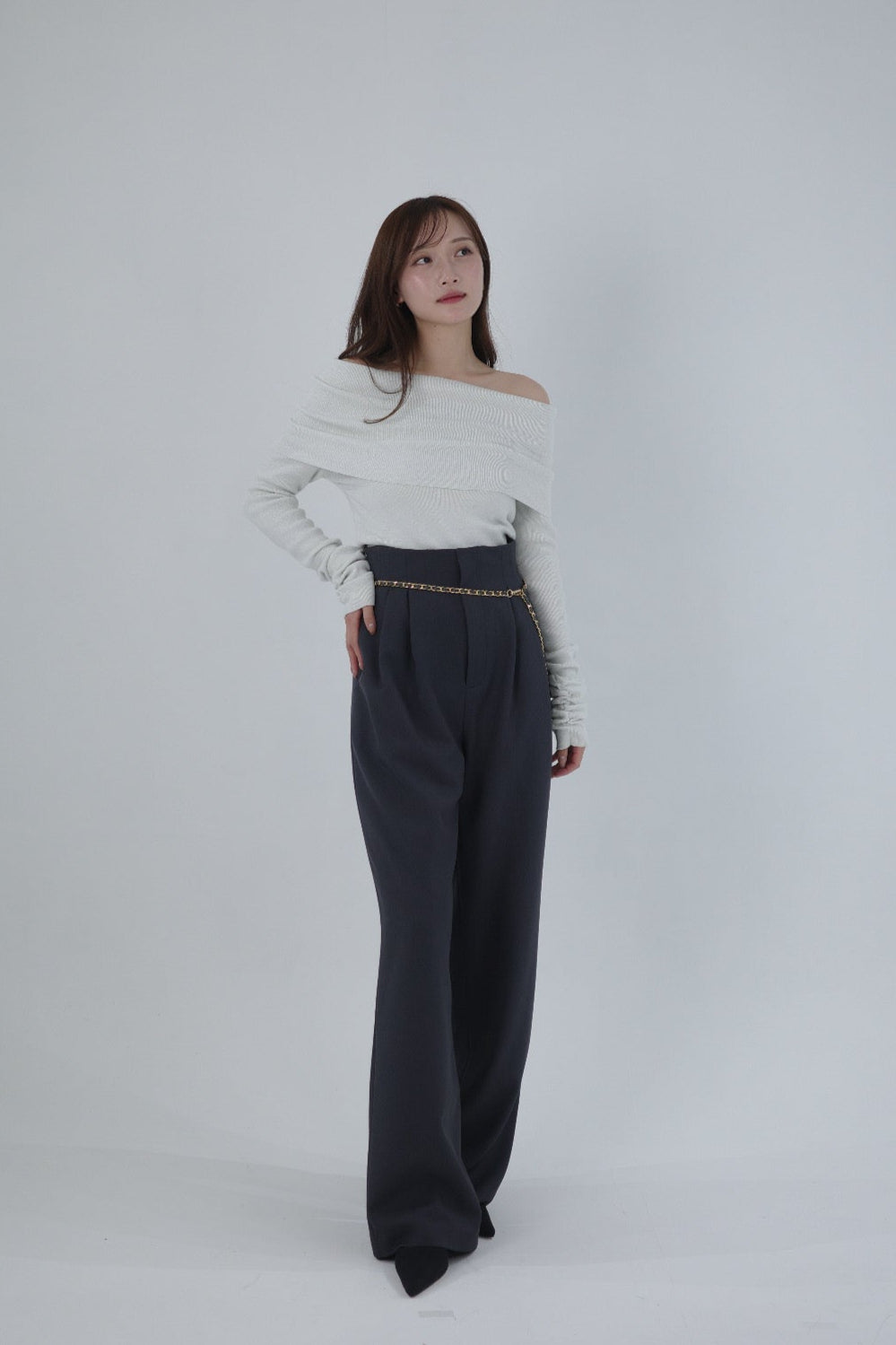 【新品未使用】紙タグ付き　ポローラ　オフショルダー　ラメニット　秋冬　セーター ボリュームオフショルダーラメニット – poláura OFFICIAL ONLINE STORE