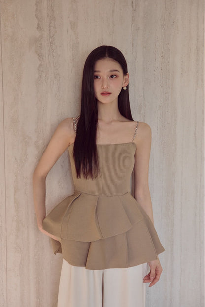 モデル身長：166cm カラー：beige