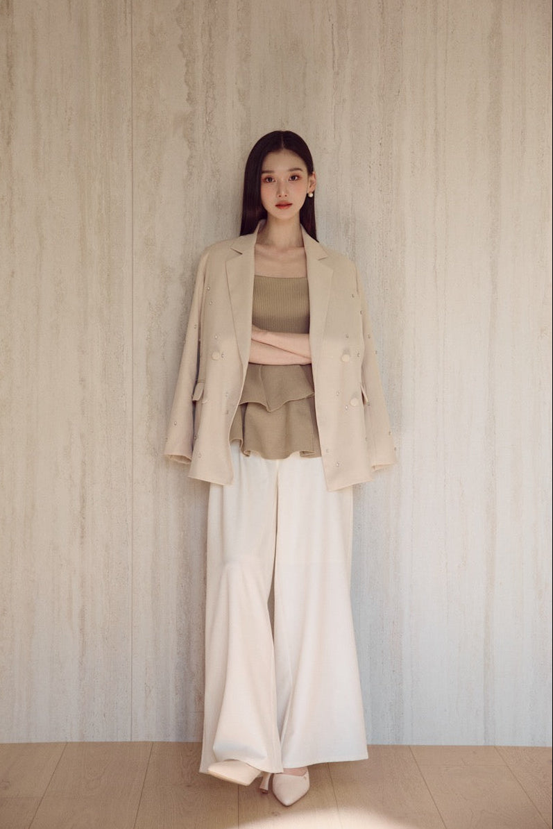 モデル身長：166cm カラー：beige