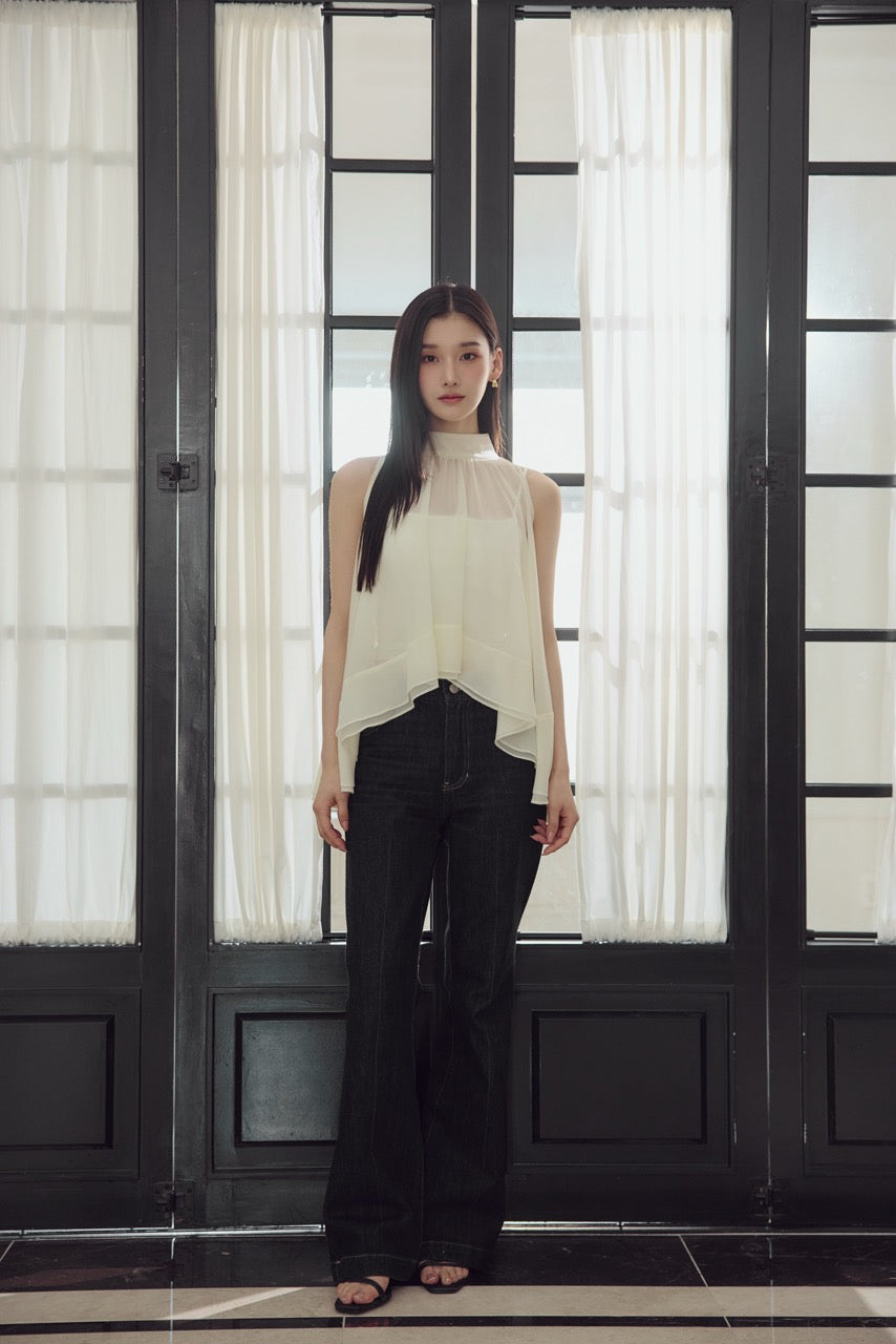 モデル身長：166cm カラー：white
