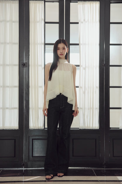 モデル身長：166cm カラー：white