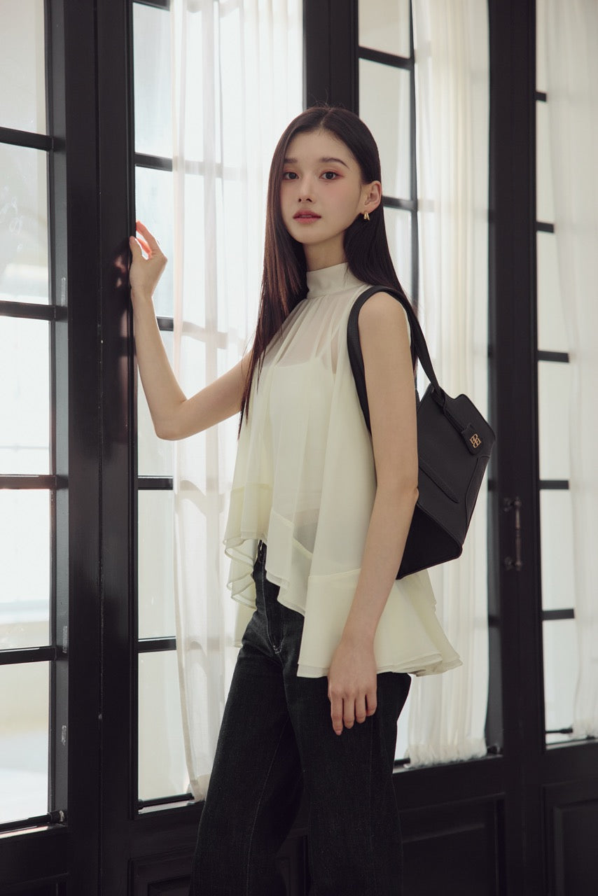 モデル身長：166cm カラー：white
