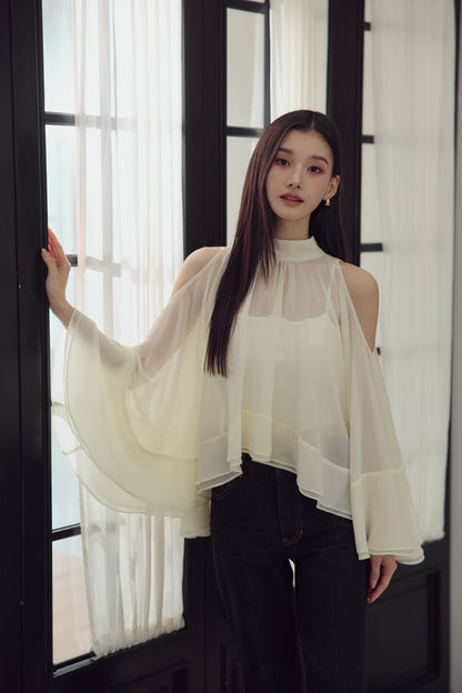 モデル身長：166cm カラー：white