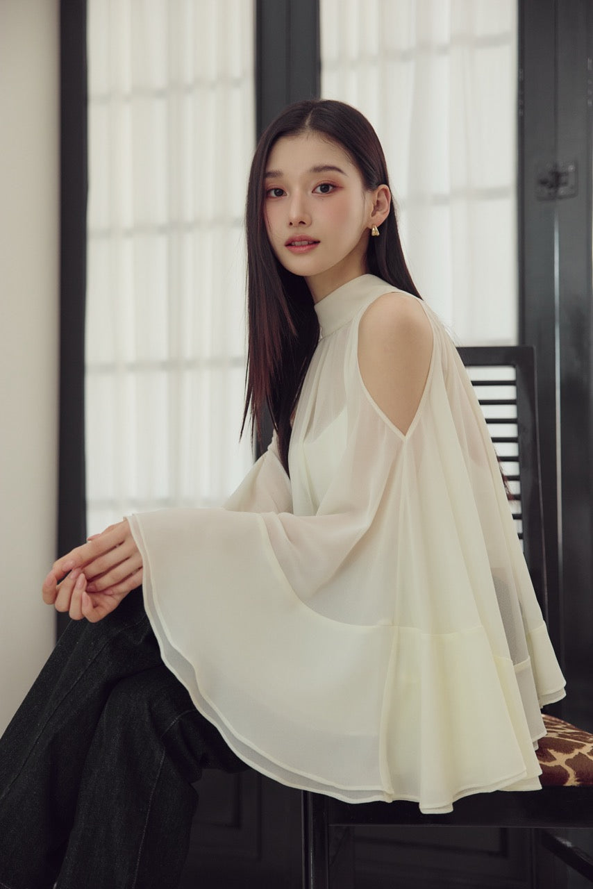 モデル身長：166cm カラー：white
