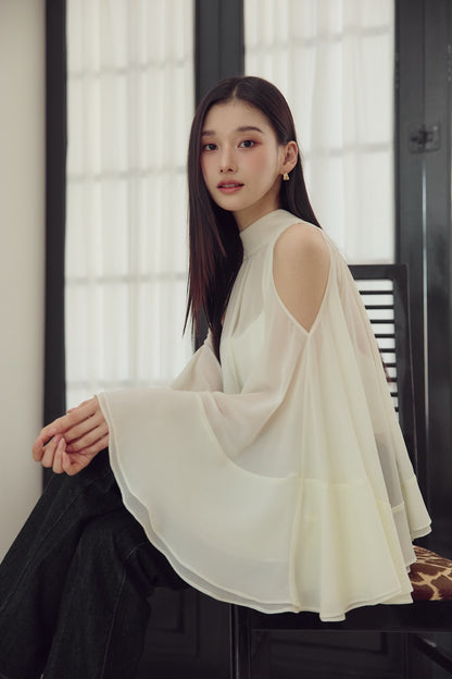 モデル身長：166cm カラー：white