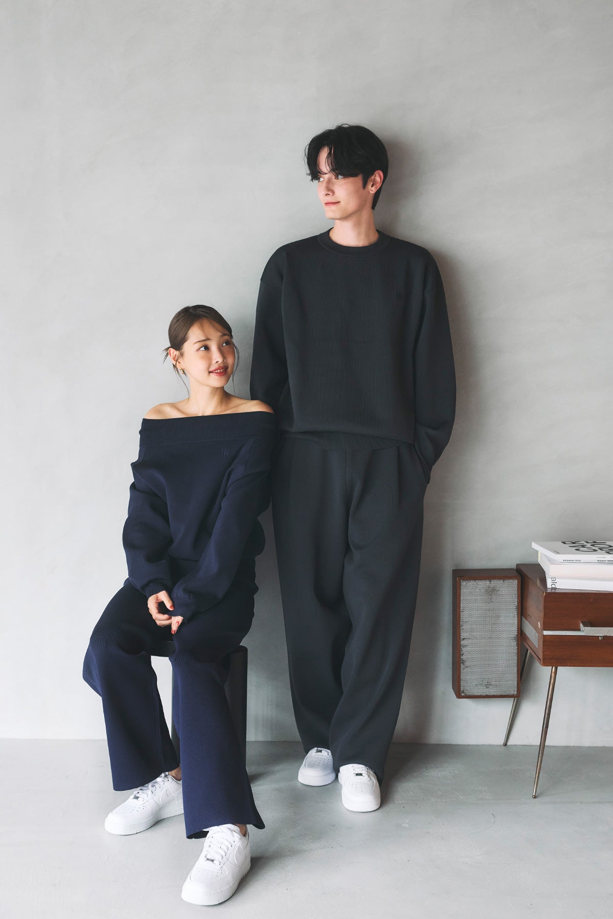 レディースモデル身長：172cm サイズ：M カラー：navy
メンズモデル身長：180cm サイズ：L カラー：charcoal