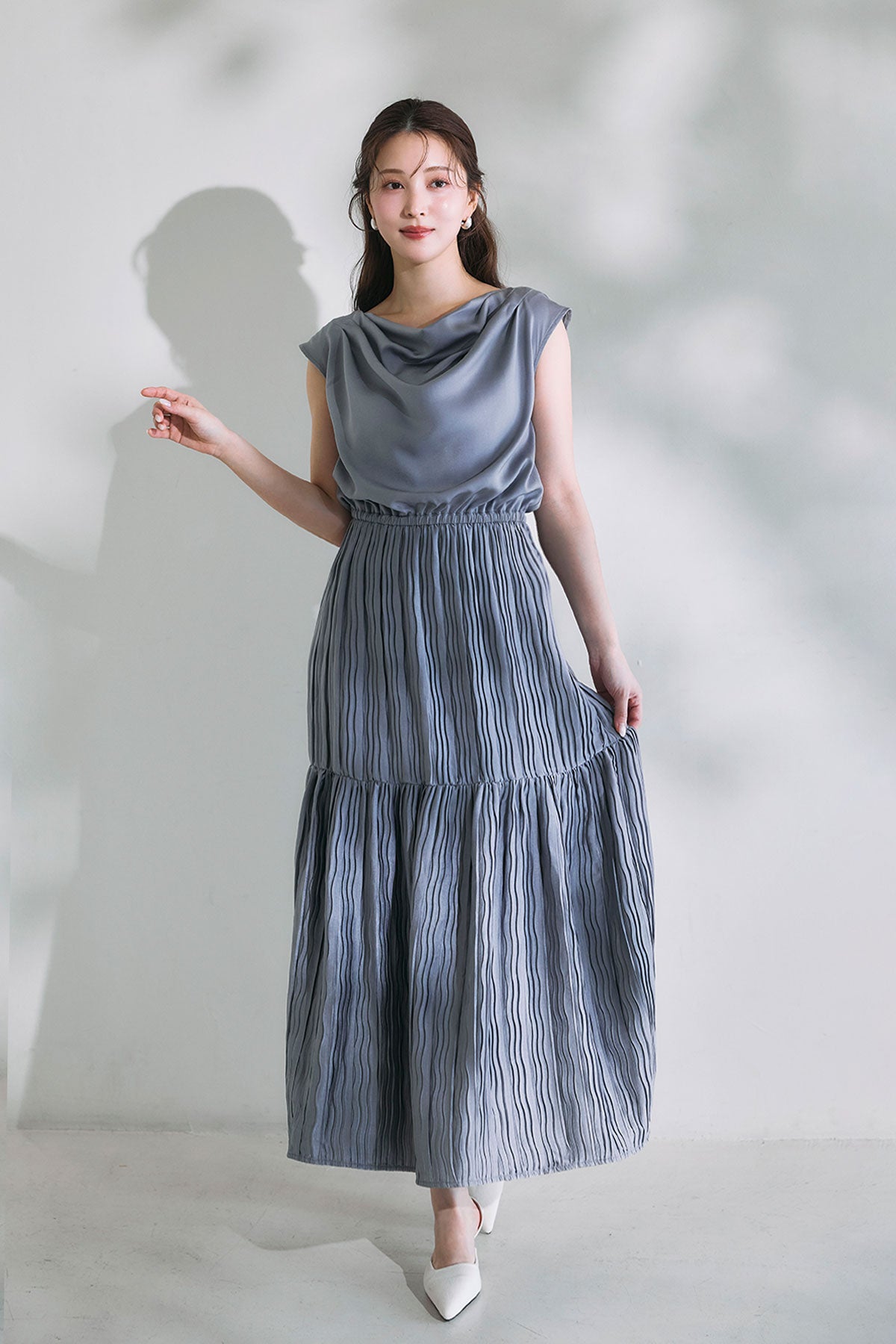 モデル身長：160cm　サイズ：S　カラー：blue grey