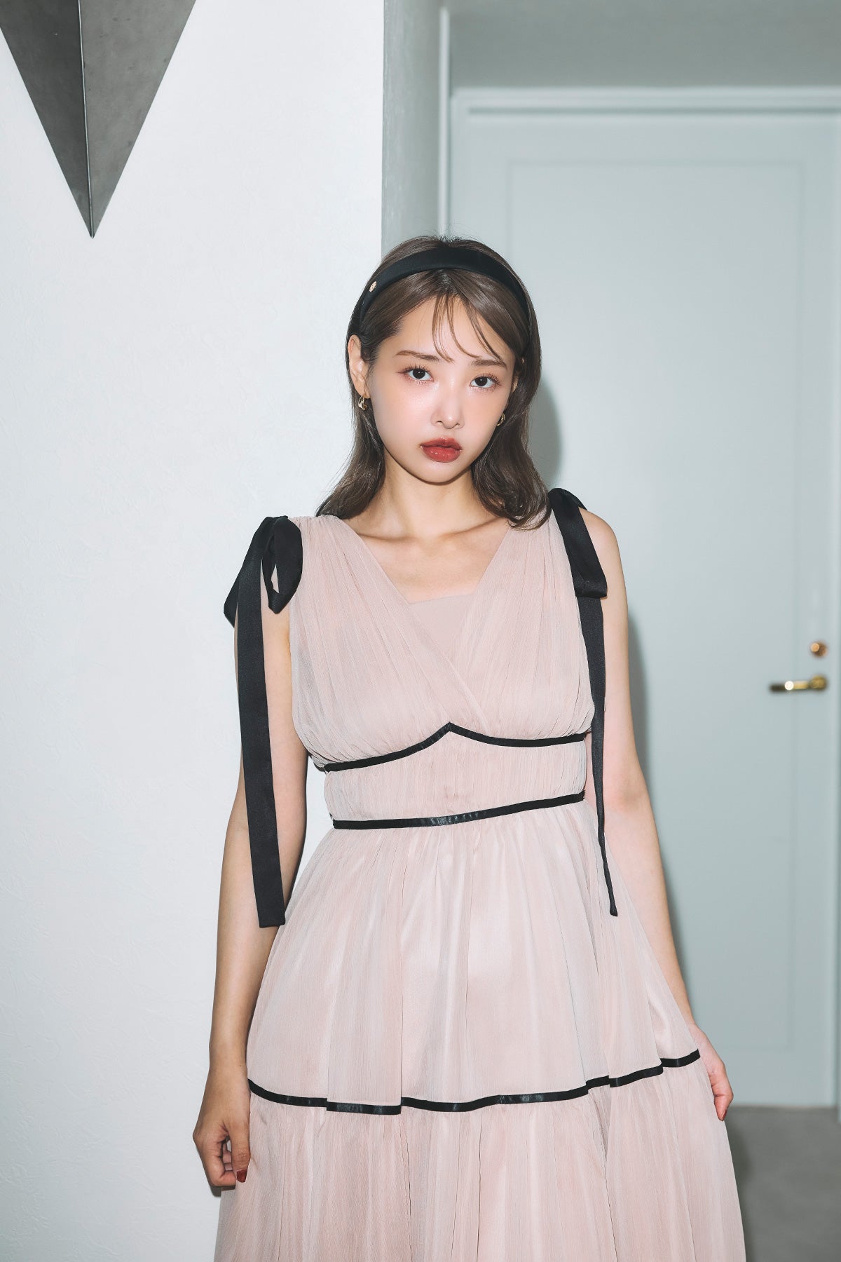 【polaura　ポローラ】ショルダーリボンシフォンブラウス ショルダーリボンシフォンブラウス – poláura OFFICIAL ONLINE STORE