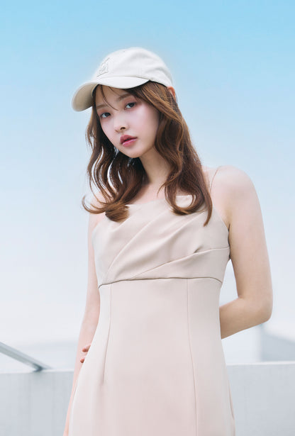 モデル身長：172cm　サイズ：M　カラー：beige