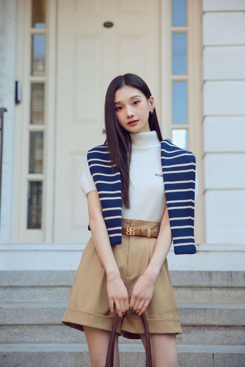 モデル身長：166cm カラー：cardigan/navy , tops/ivory , pants/camel