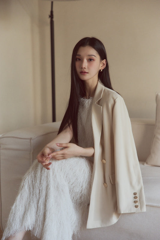 モデル身長：166cm　ジャケットカラー：ivory　ワンピースカラー：off white　サイズ：M