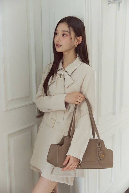 モデル身長：166cm カラー：ivory