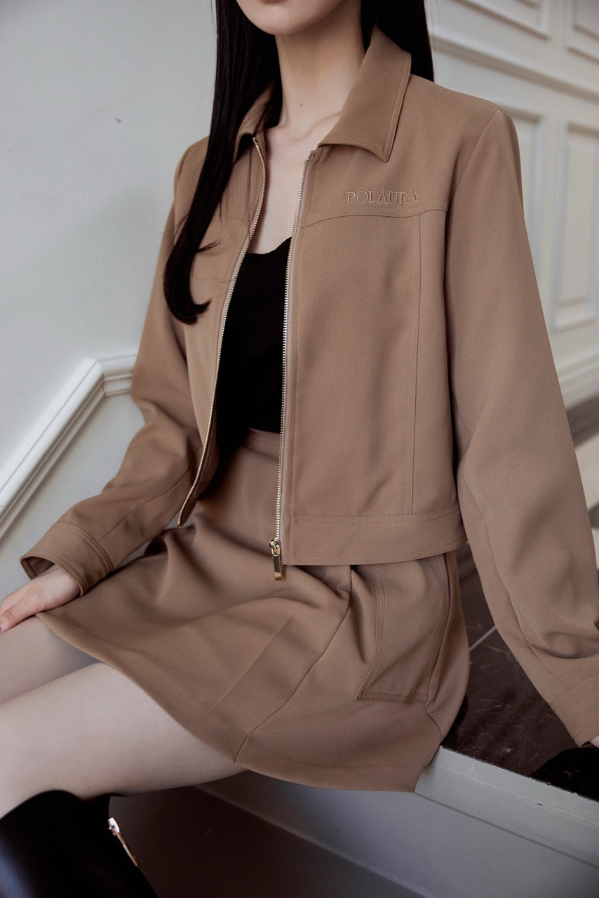 モデル身長：166cm カラー：camel