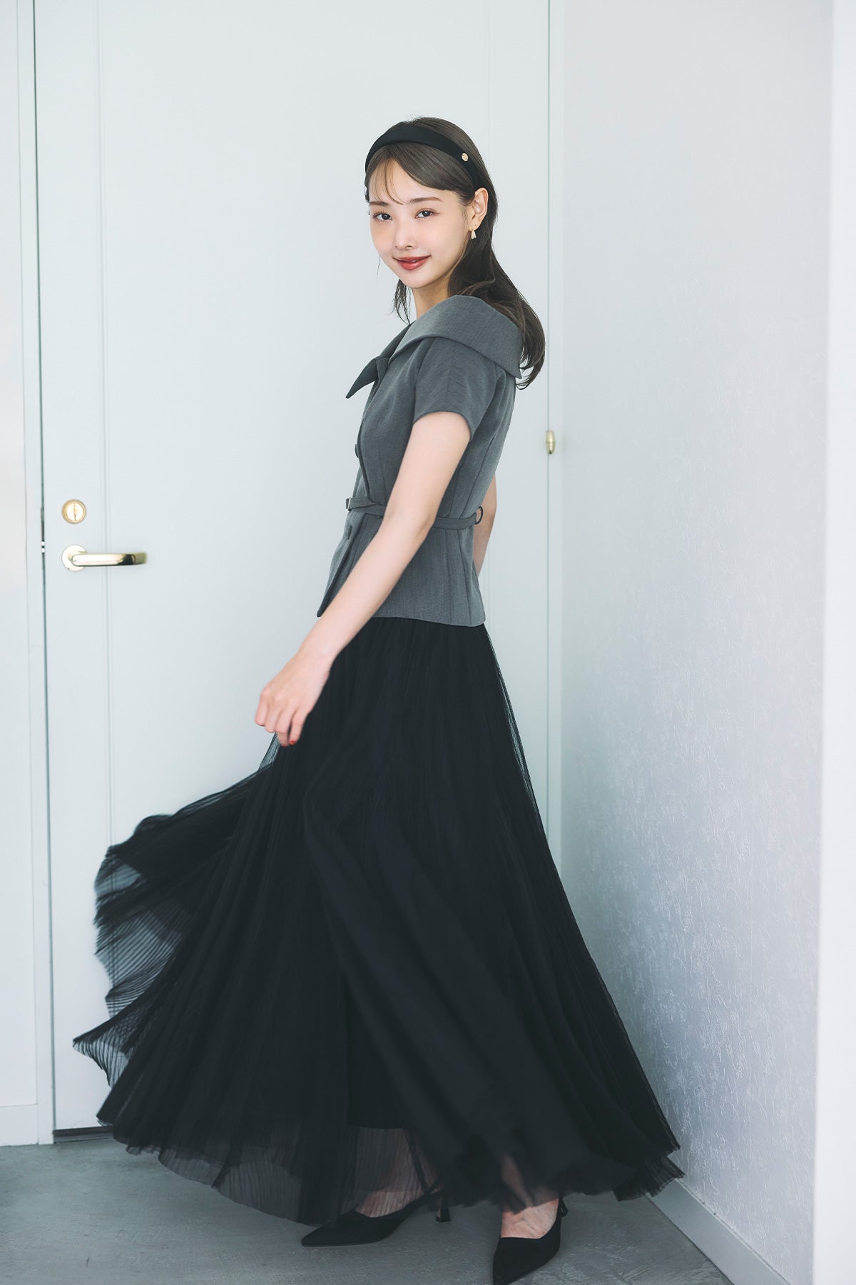 モデル身長：172cm サイズ：FREE カラー：black