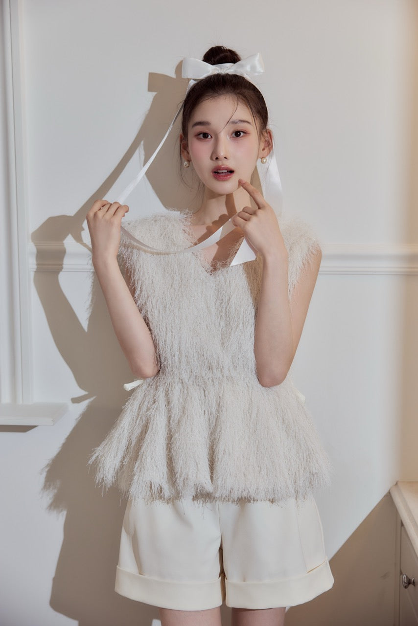 モデル身長：166cm　トップスカラー：off white　ボトムカラー：off white　ボトムサイズ：M