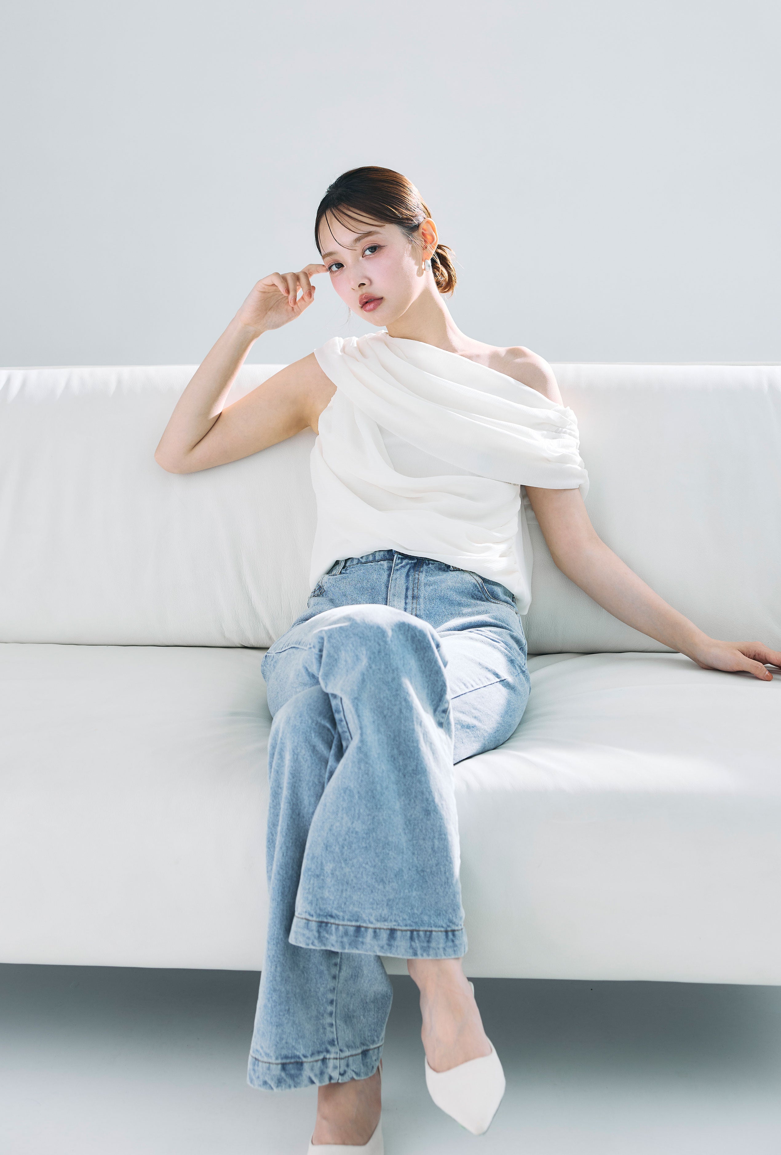 ボリュームシフォンワンショルダーブラウス – poláura OFFICIAL ONLINE