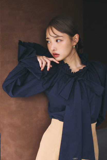 モデル身長：172cm サイズ：FREE カラー：navy