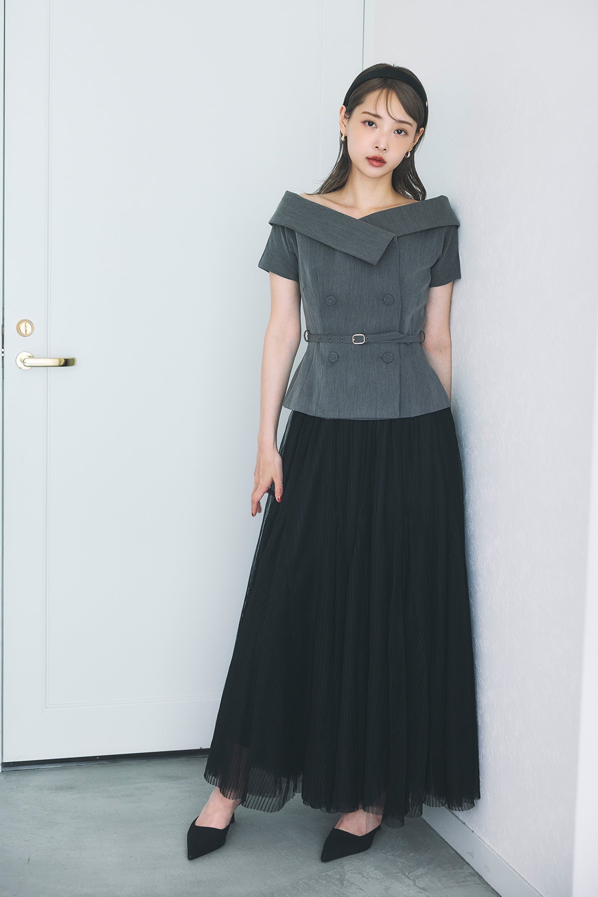 モデル身長：172cm サイズ：FREE カラー：black