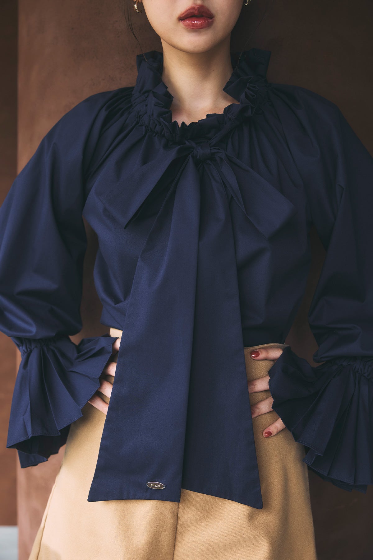 モデル身長：172cm サイズ：FREE カラー：navy