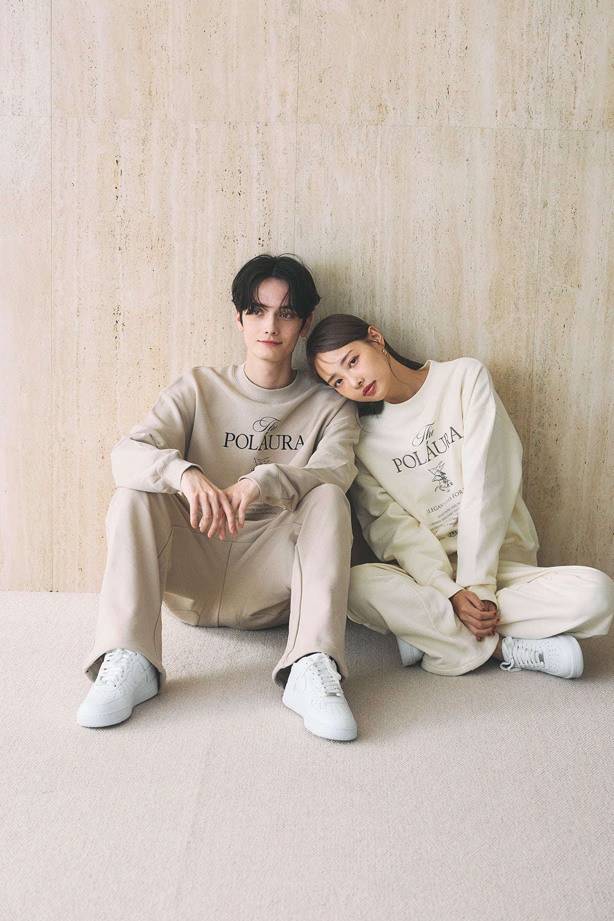 レディースモデル身長：172cm サイズ：レディース M カラー：ivory
メンズモデル身長：180cm サイズ：メンズL カラー：mocha