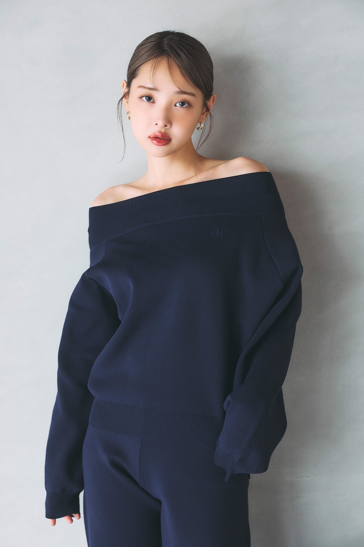 モデル身長：172cm サイズ：M カラー：navy