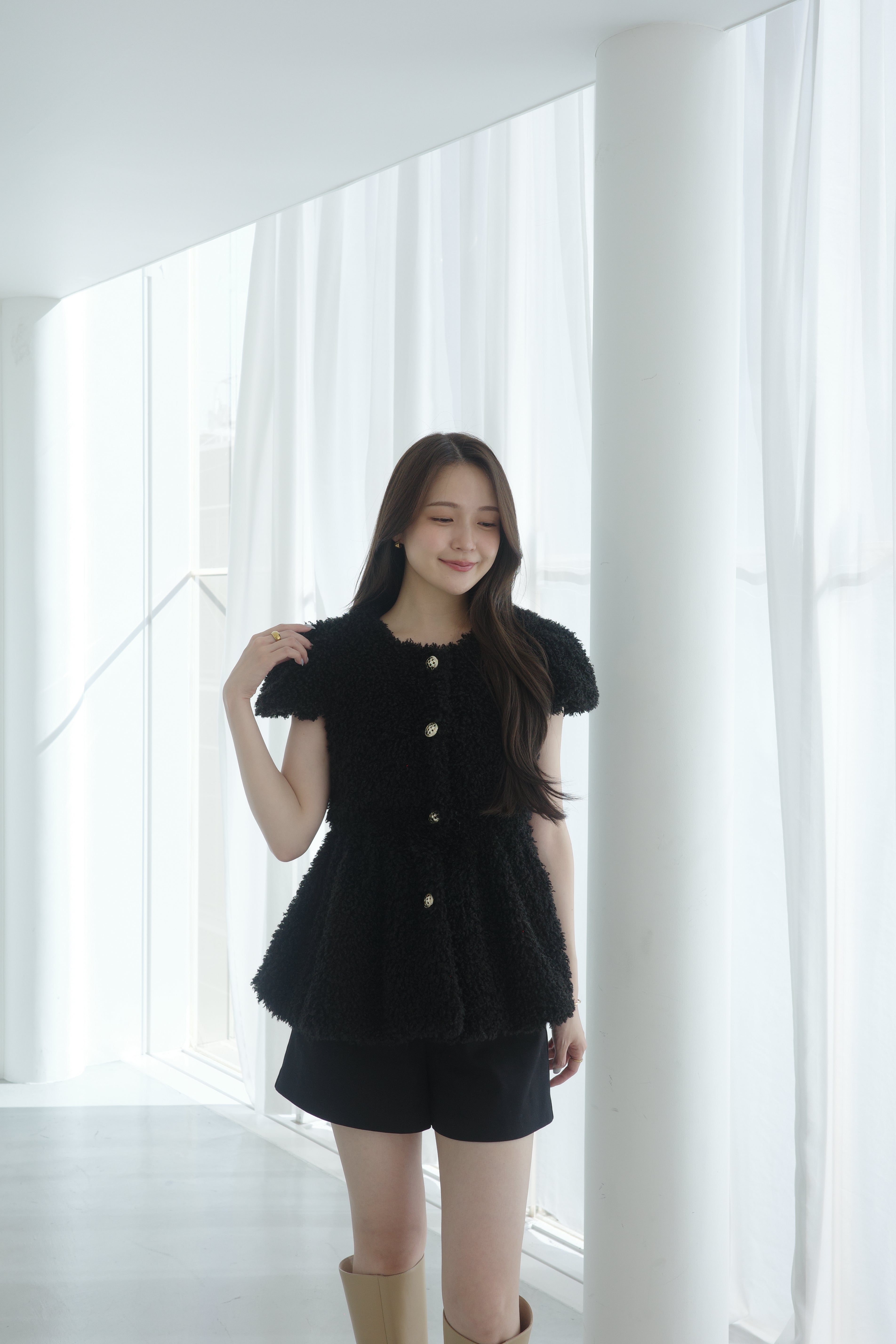 フラッフィーペプラムトップ – poláura OFFICIAL ONLINE STORE
