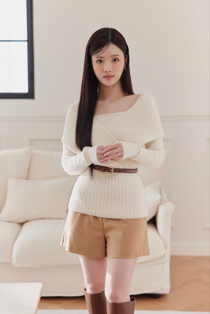 モデル身長：164cm カラー：off-white