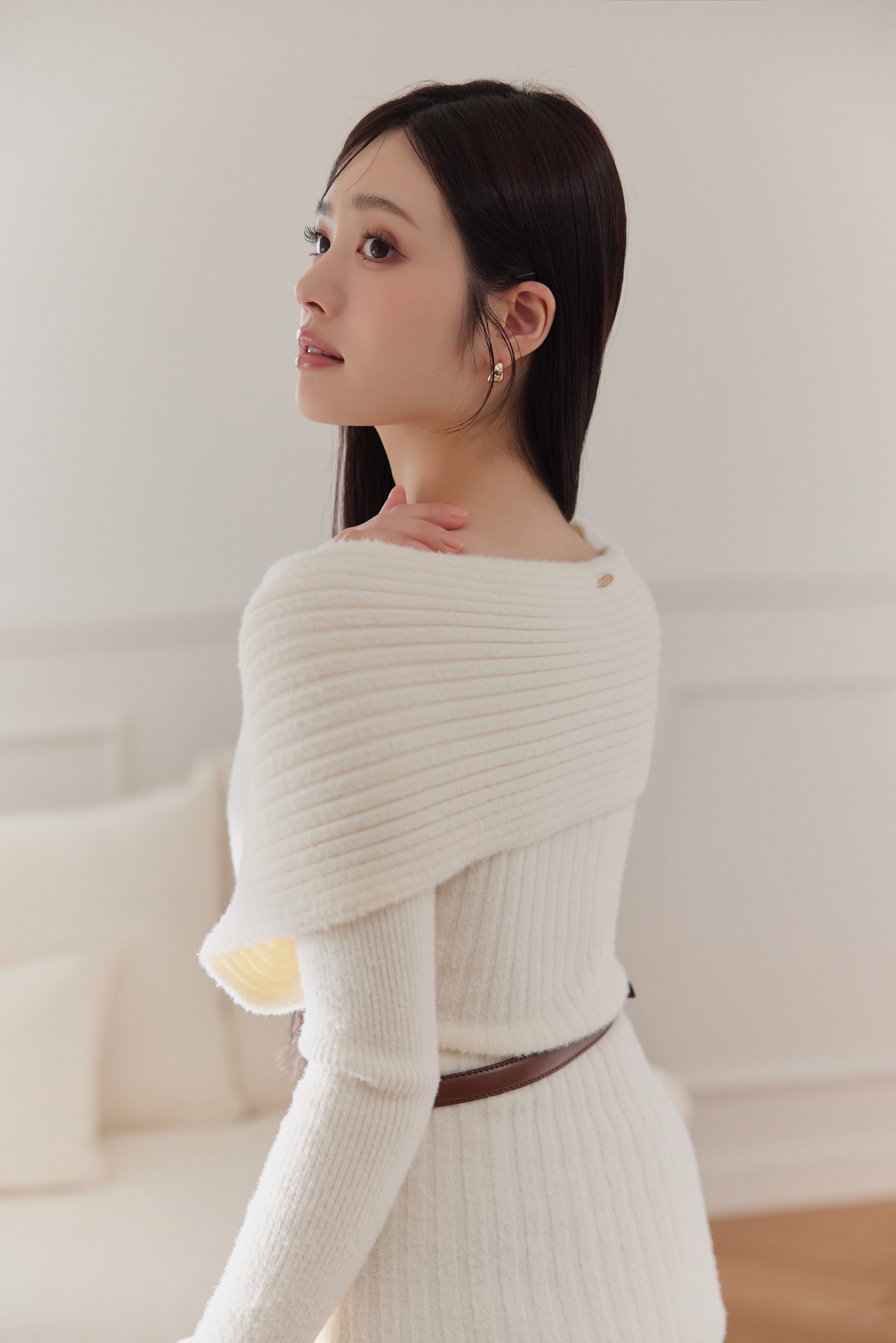 ベルトセットカシュクールオフショルダーニット – poláura OFFICIAL