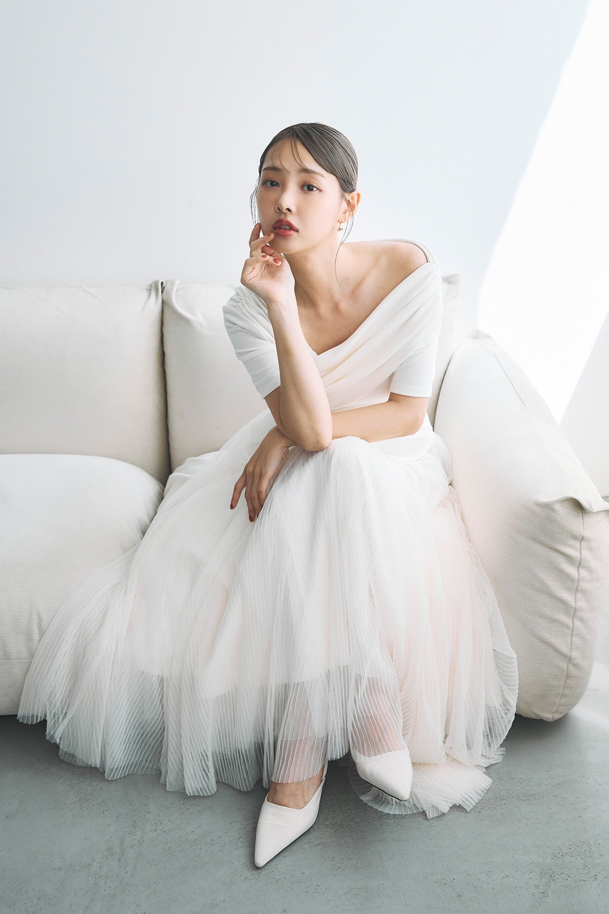 モデル身長：172cm サイズ：FREE カラー：off white