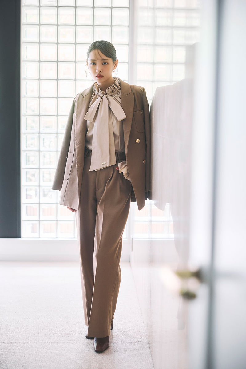 モデル身長：172cm サイズ：M カラー：camel