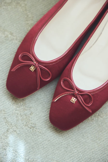 カラー：cherry red