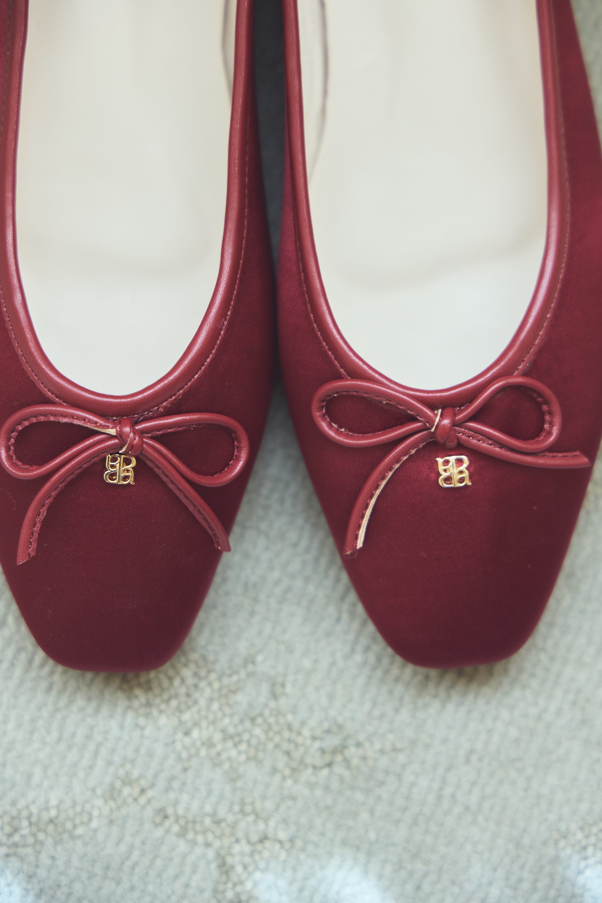 カラー：cherry red