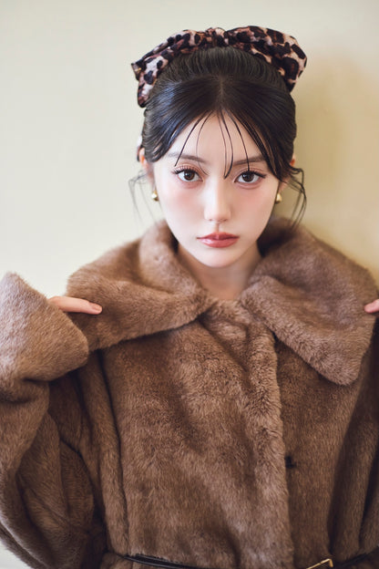 モデル身長：157cm 【トップス】カラー：brown 【アクセサリー】カラー：leopard