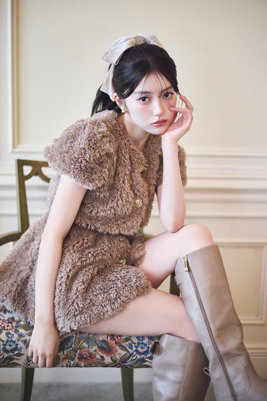 モデル身長：157cm 【トップス】カラー：mocha 【ボトムス】カラー：beige サイズ：MM